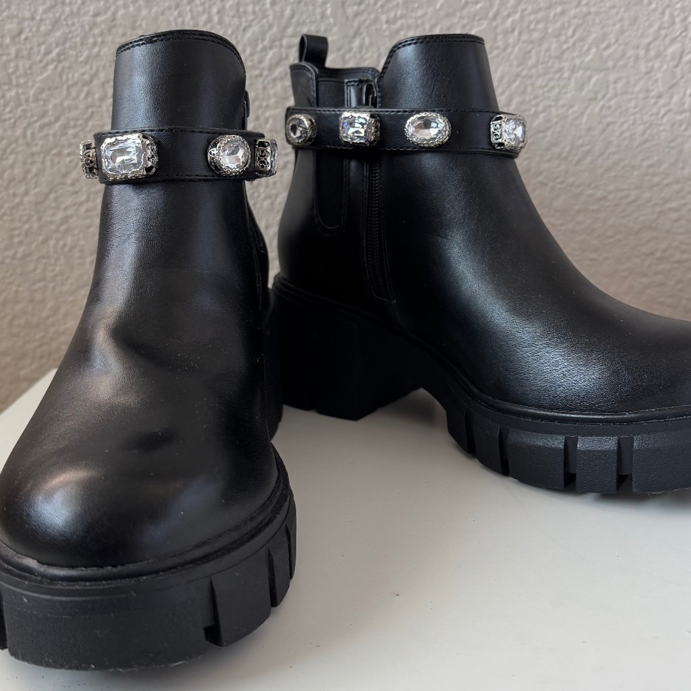 Chelsea Boots with Detachable Gem Strap (Women's)